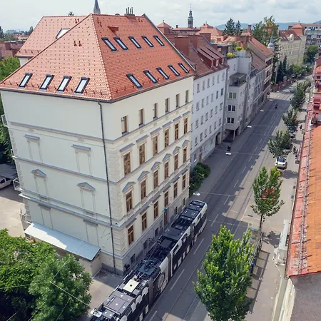 Leonart Living 21 *