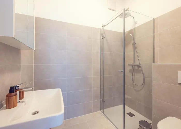 Апартаменты Leonart Living 21